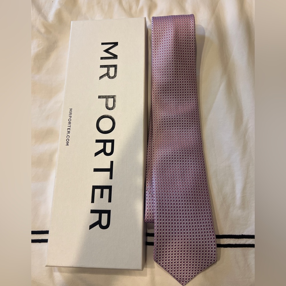 Eton pink patterned tie